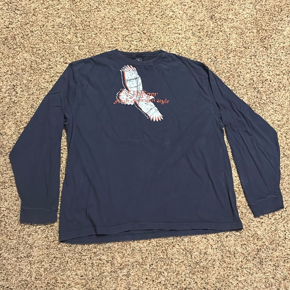 Tommy Hilfiger men’s long-sleeved shirt.